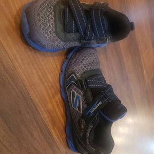 Size 2 blue boys sketchers tennis shoes